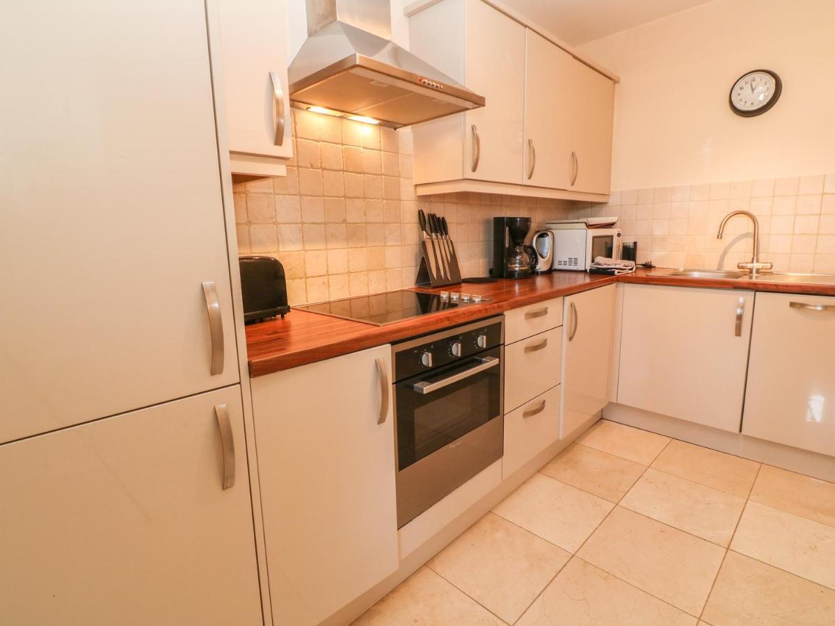 Surf Song Apartment Penzance Bagian luar foto